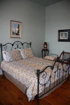 The Harbourfront Inn Sainte-Catherine Eksteriør bilde